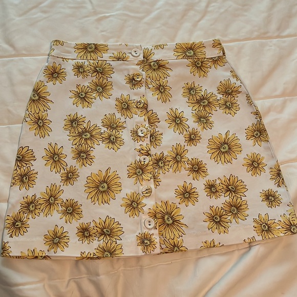 Forever 21 Size Small Lot of 8 denim/corduroy Mini Skirts - Picture 4 of 9